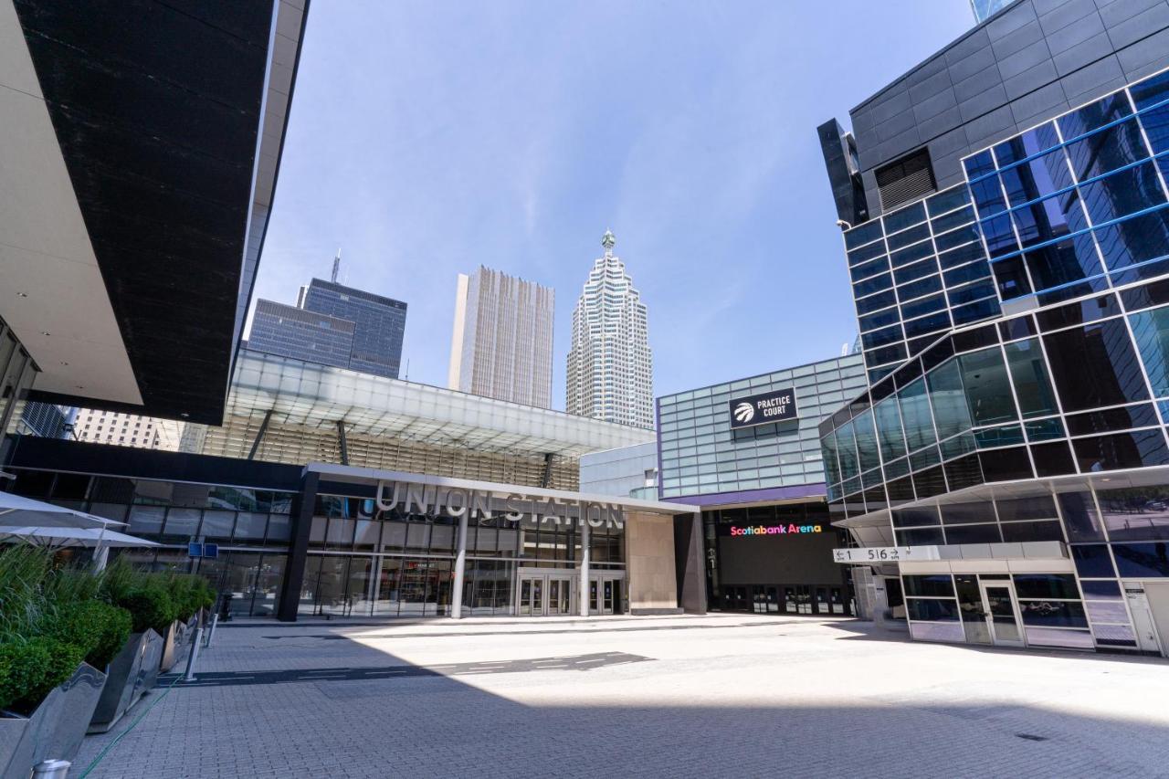 Beautiful Modern Toronto Luxurious Scotiabank Arena Aparthotel Exterior photo