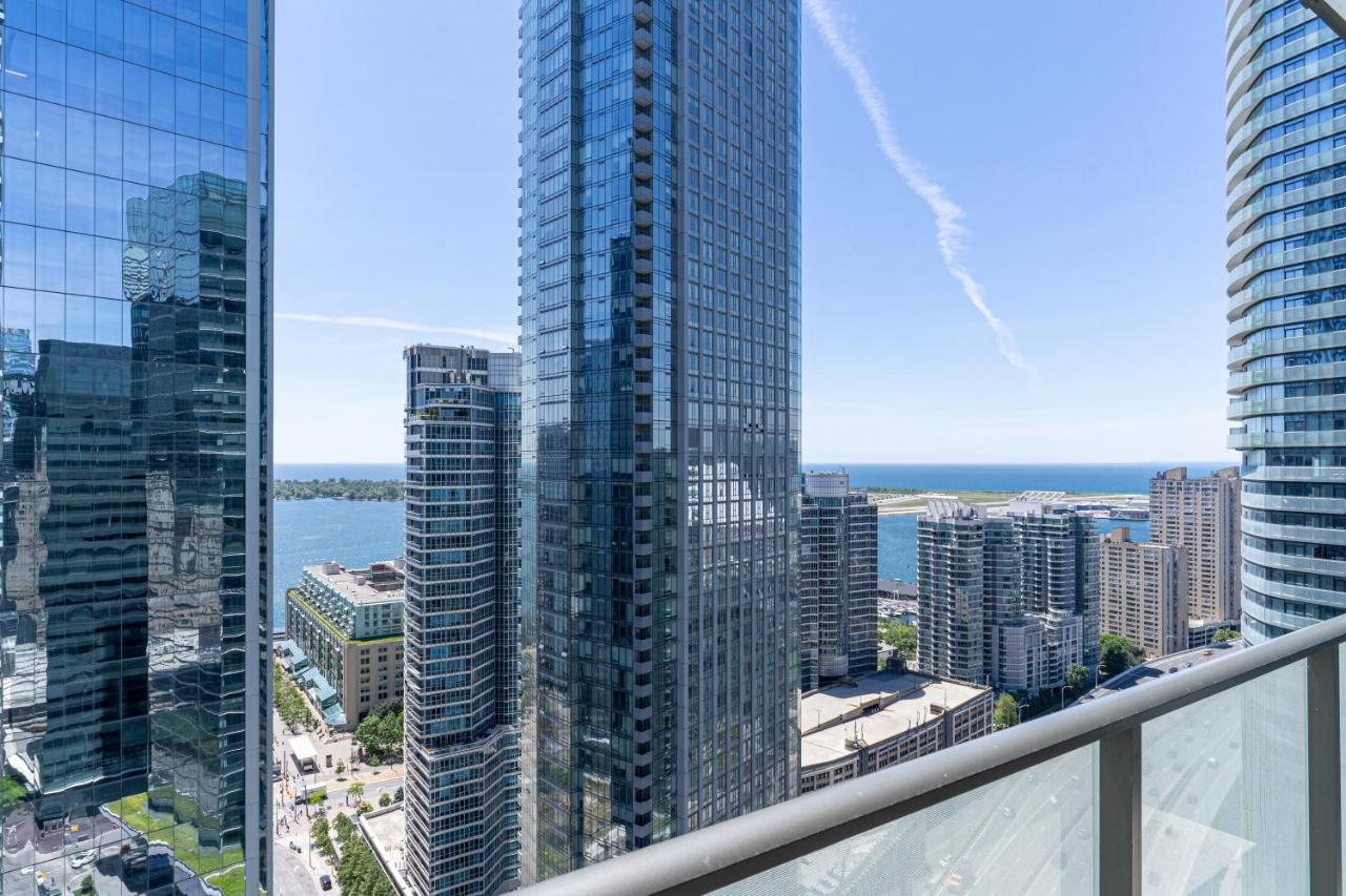 Beautiful Modern Toronto Luxurious Scotiabank Arena Aparthotel Exterior photo