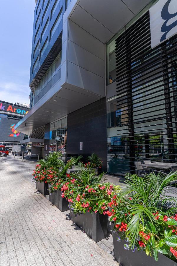 Beautiful Modern Toronto Luxurious Scotiabank Arena Aparthotel Exterior photo