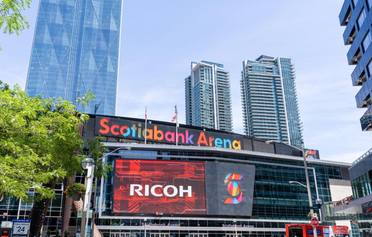 Beautiful Modern Toronto Luxurious Scotiabank Arena Aparthotel Exterior photo